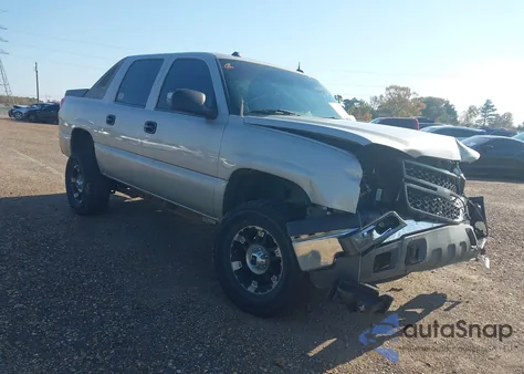 2004 Chevrolet Avalanche 1500 из США, поврежденный, VIN 3GNEK12TX4G165429